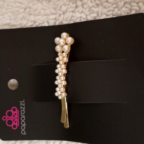 Pearl Patrol Hair Clip. NWT - Picture 1 of 1